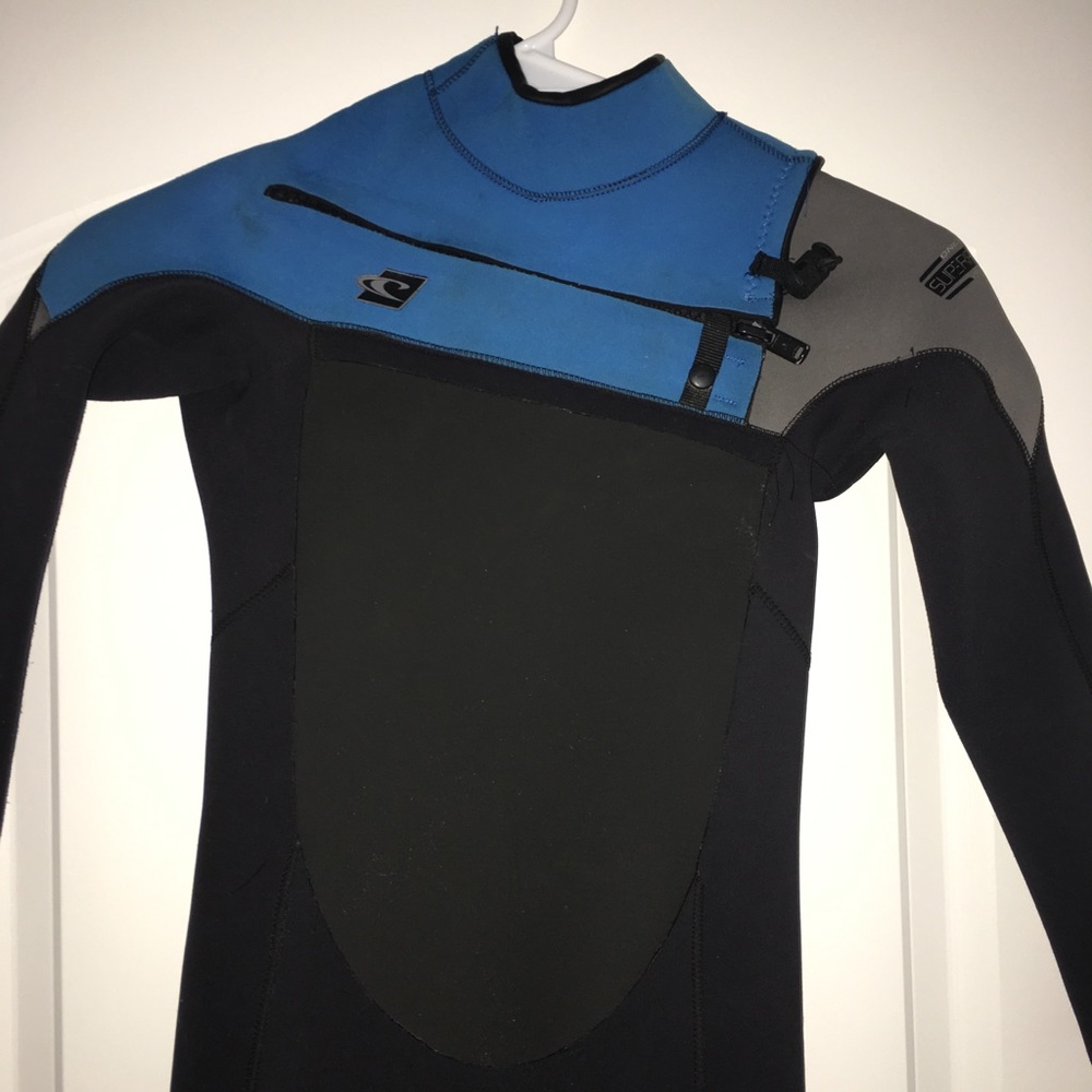 O’Neil wetsuit 3:2 Black and blue youth size 12